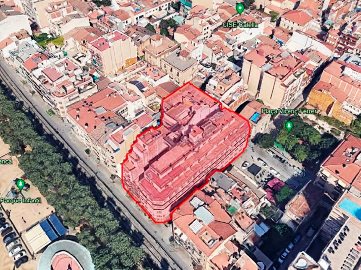 Derribo del complejo hotelero Corona en Calella