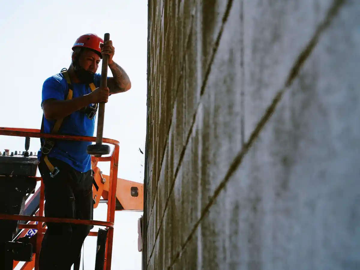 Tipos de demolición de edificios: manual, mecánico y de largo alcance